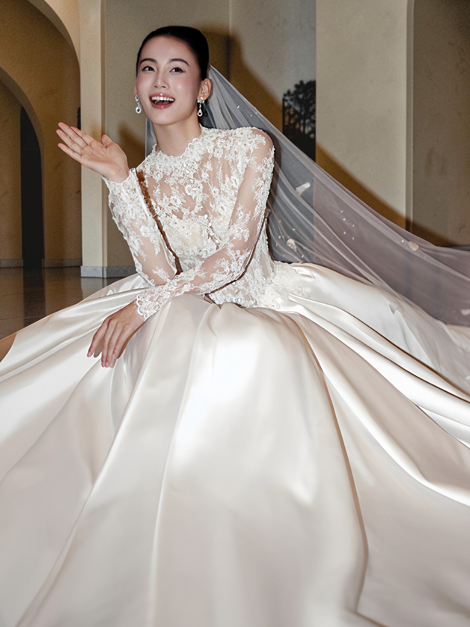 Elegant High-Neck Lace Satin Ball Gown Wedding Dress QD214