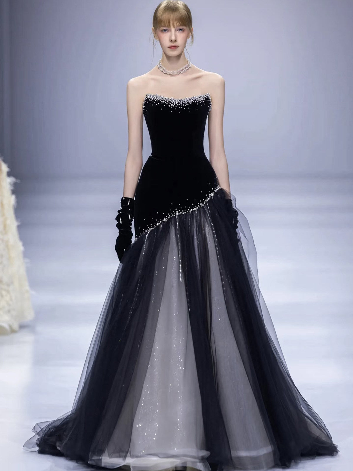 High-End Midnight Velvet Pearl Stardust Evening Dress YJ122