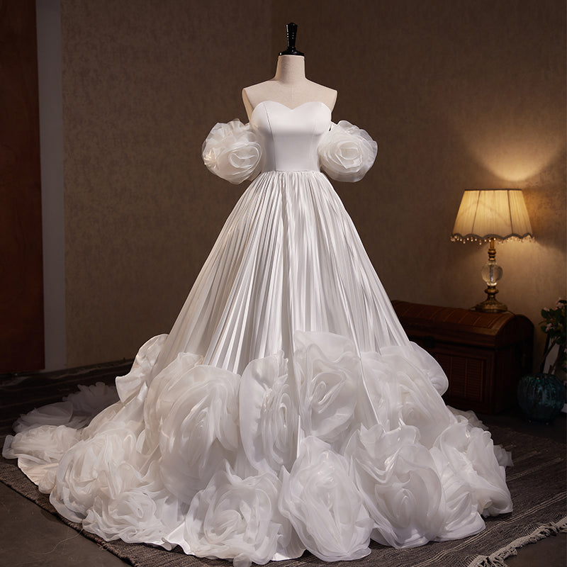 White Satin Evening Dress with Flower Shaped Puff Sleeves E046