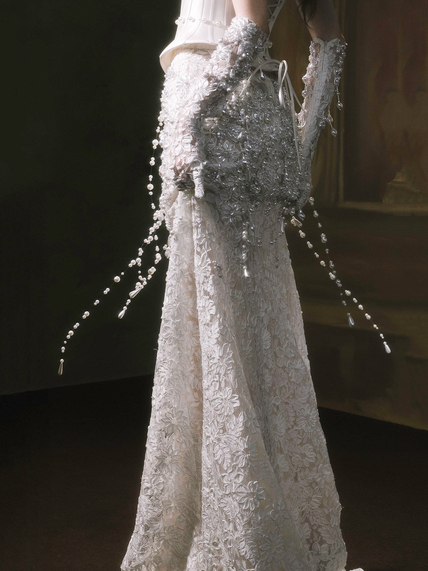 Elegent White Satin Hand-Embellished Wedding Dress SS610