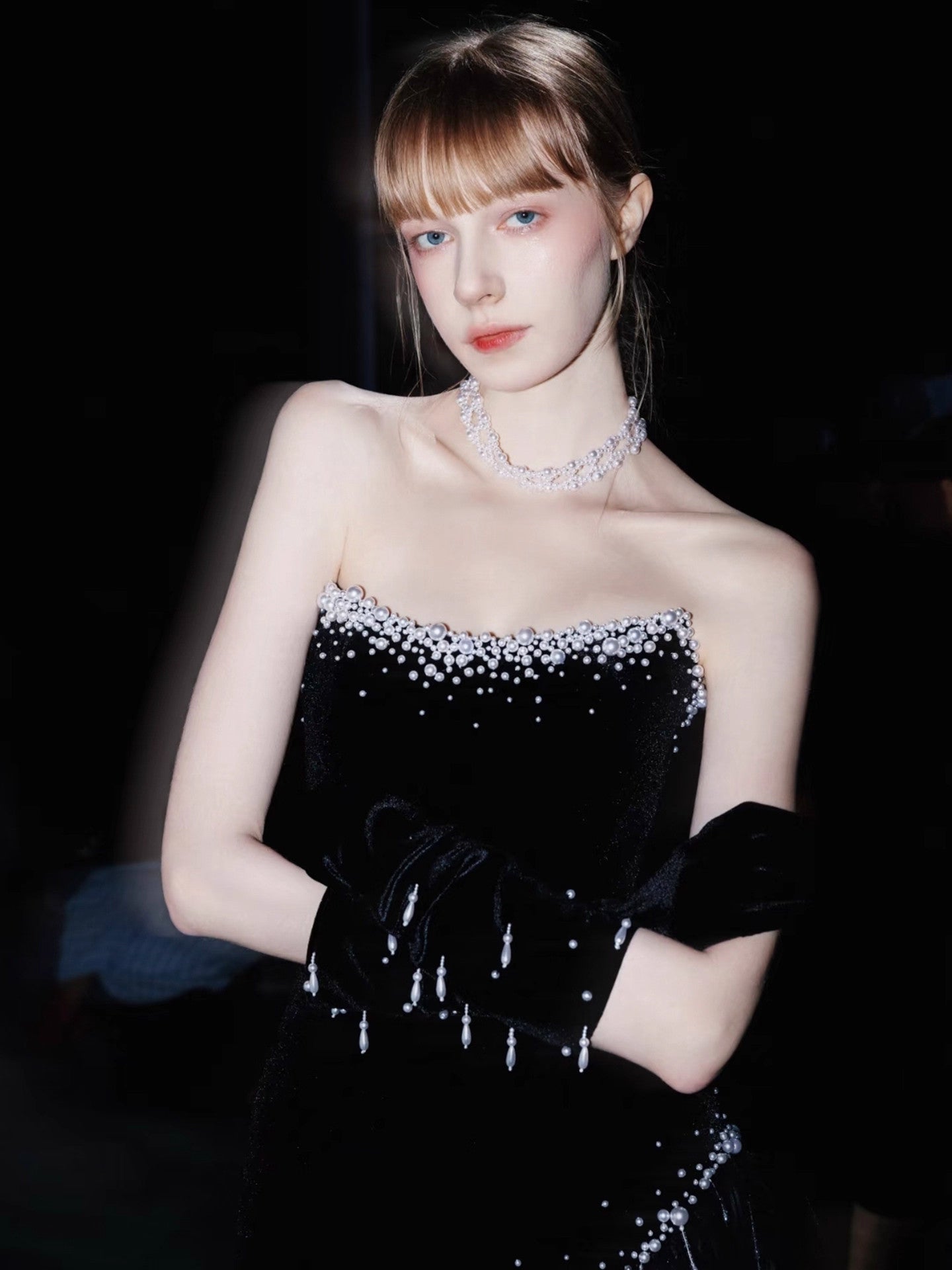High-End Midnight Velvet Pearl Stardust Evening Dress YJ122