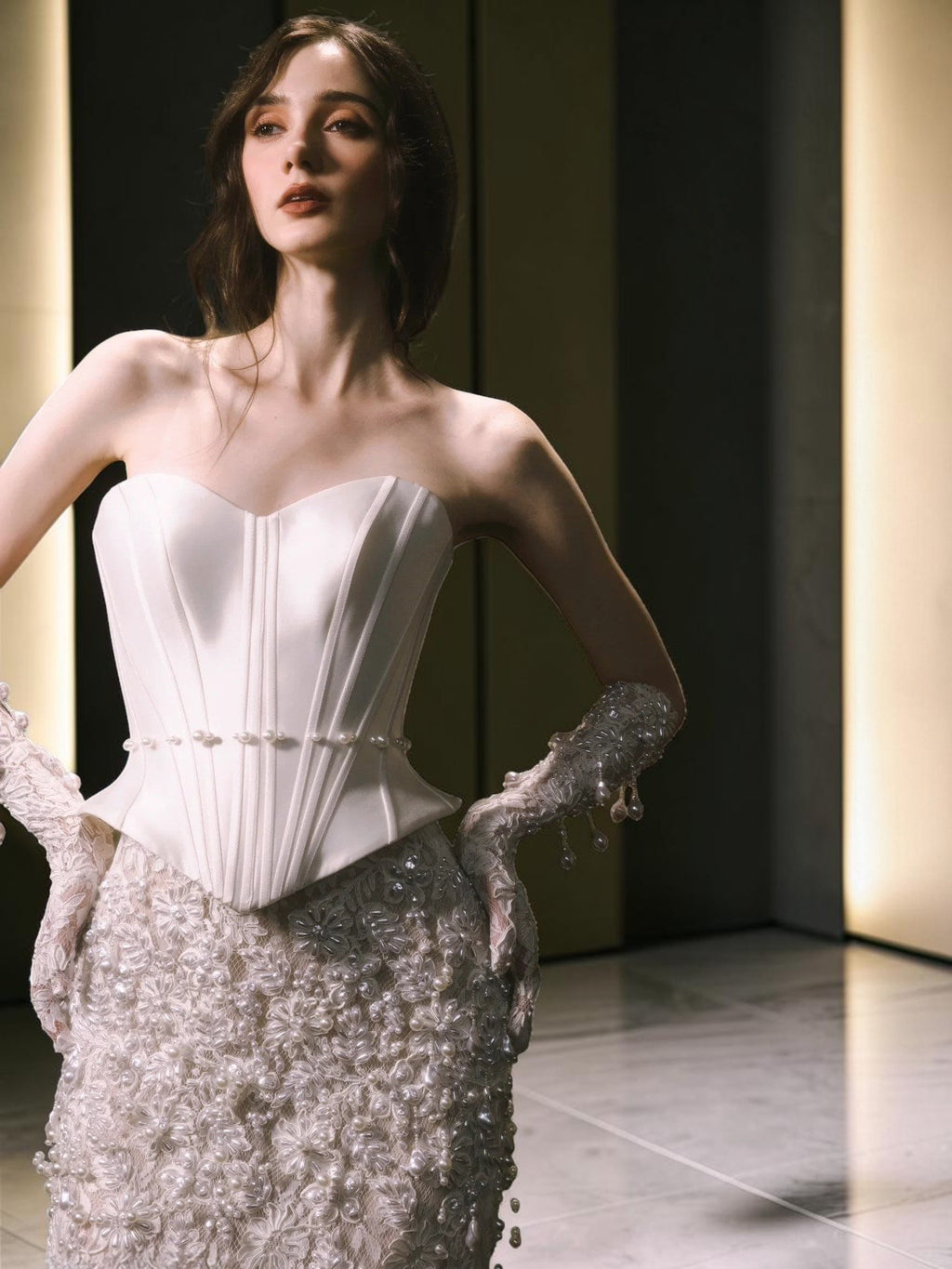 Elegent White Satin Hand-Embellished Wedding Dress SS610