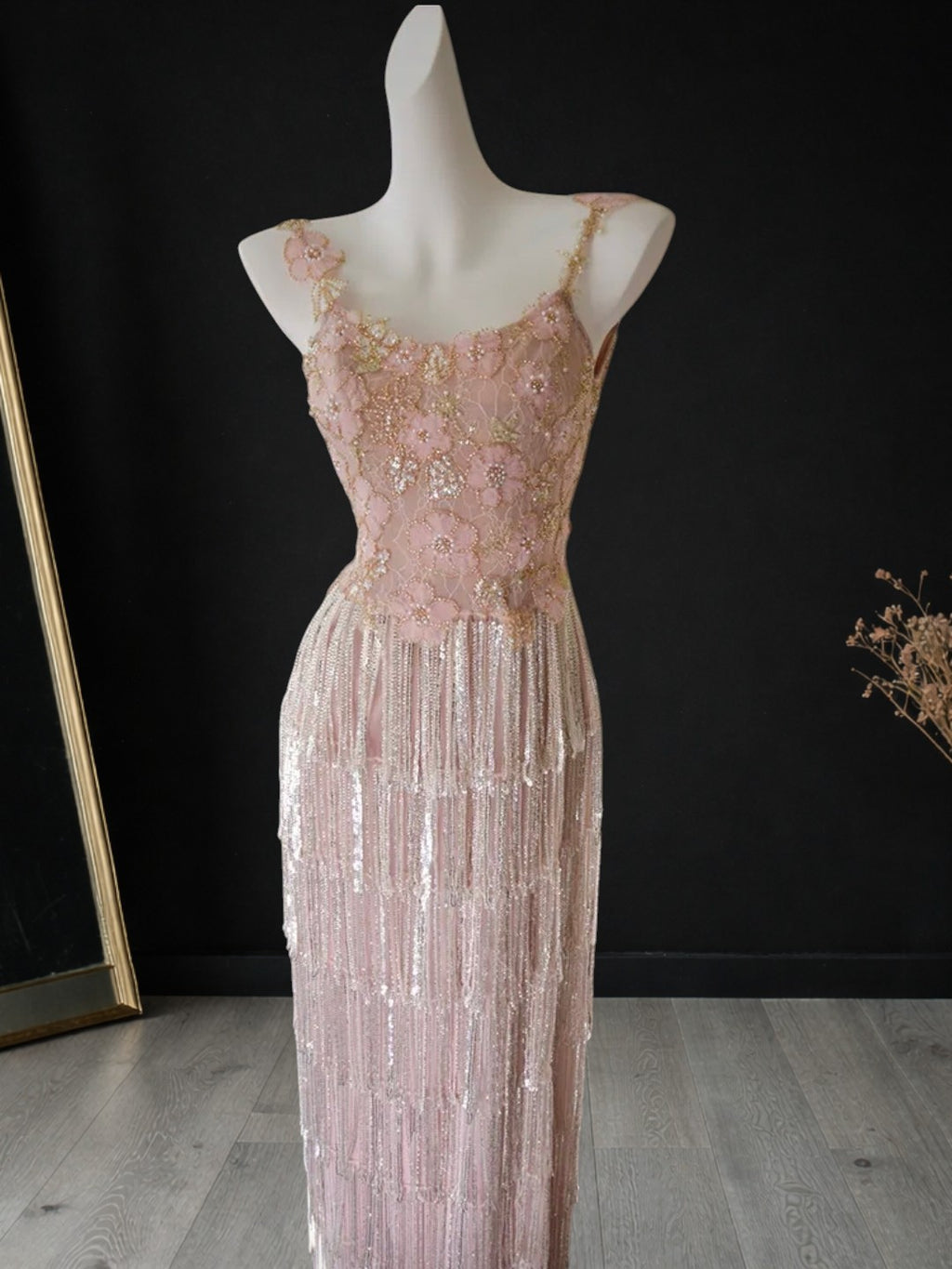 Pink Beaded Spaghetti Strap Column Evening Dress with Floral Appliqué Fringe E014