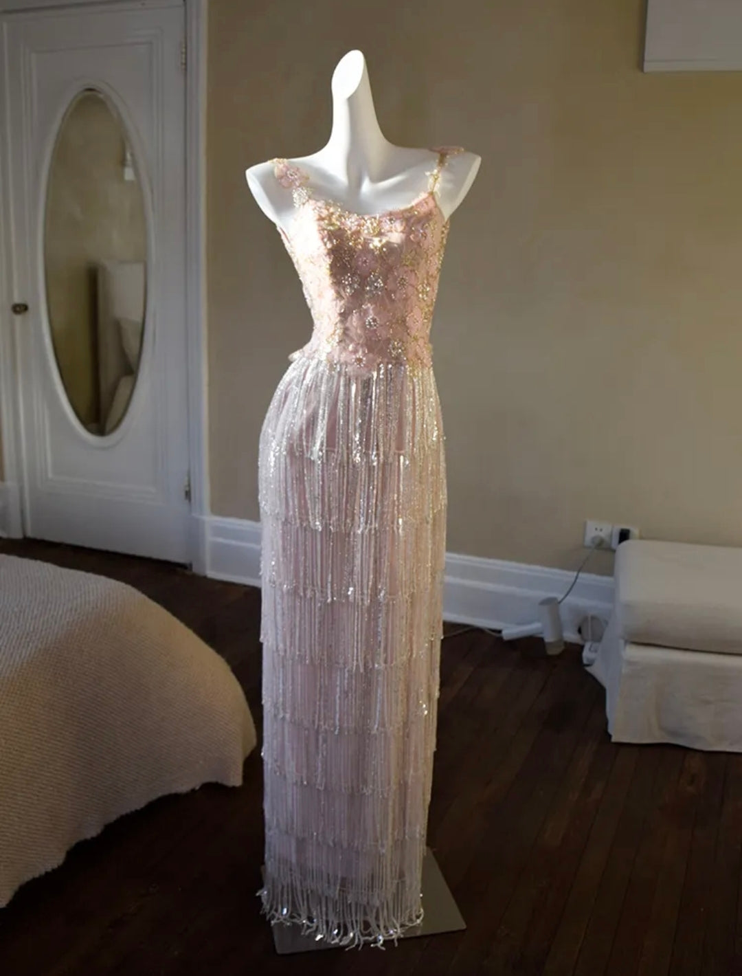 Pink Beaded Spaghetti Strap Column Evening Dress with Floral Appliqué Fringe E014