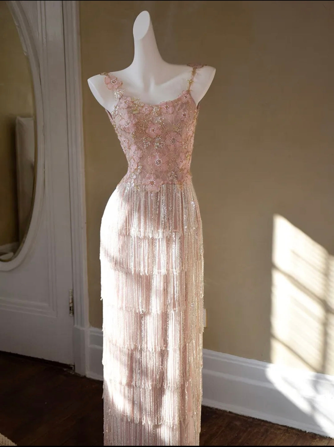 Pink Beaded Spaghetti Strap Column Evening Dress with Floral Appliqué Fringe E014