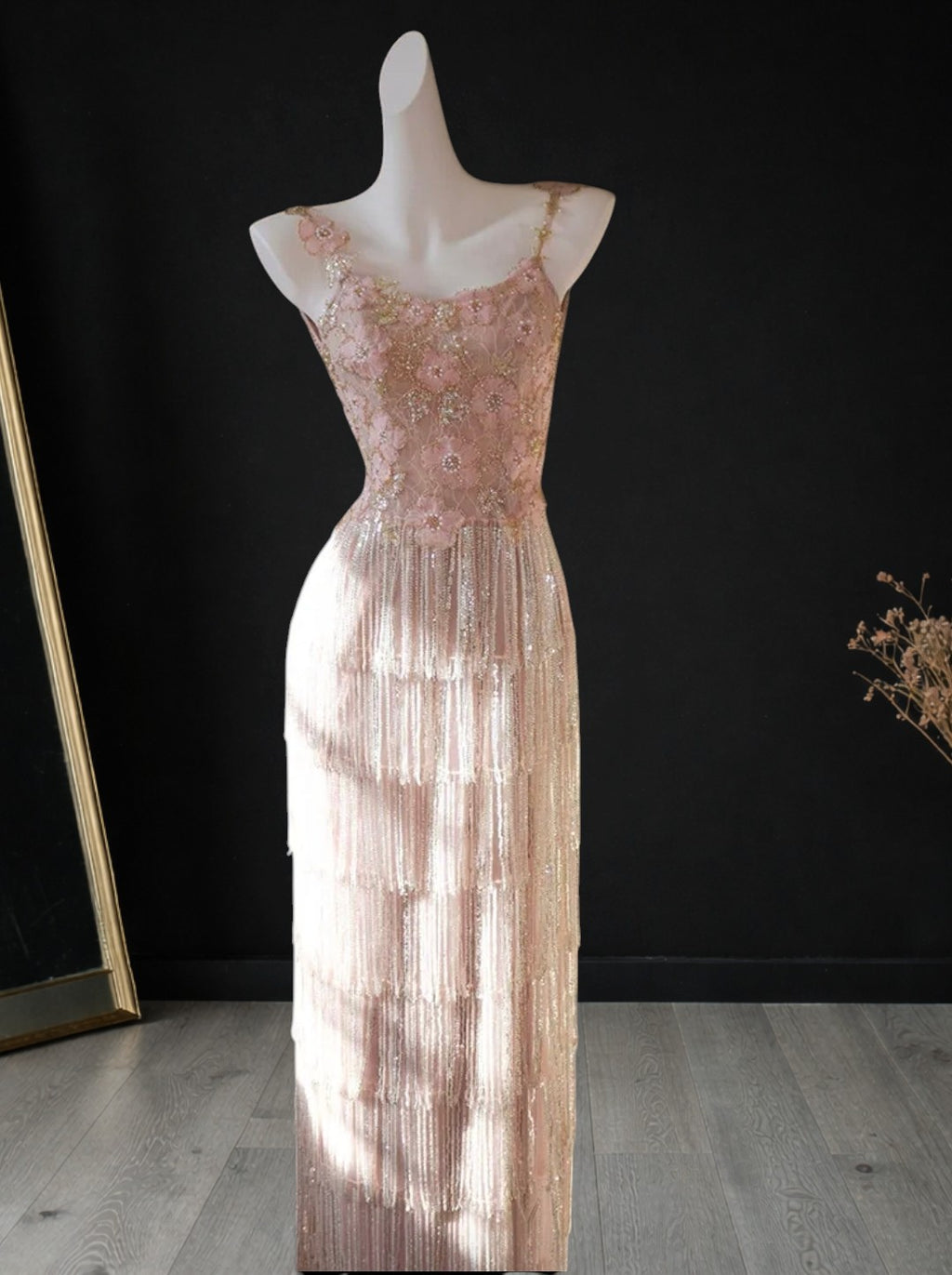 Pink Beaded Spaghetti Strap Column Evening Dress with Floral Appliqué Fringe E014