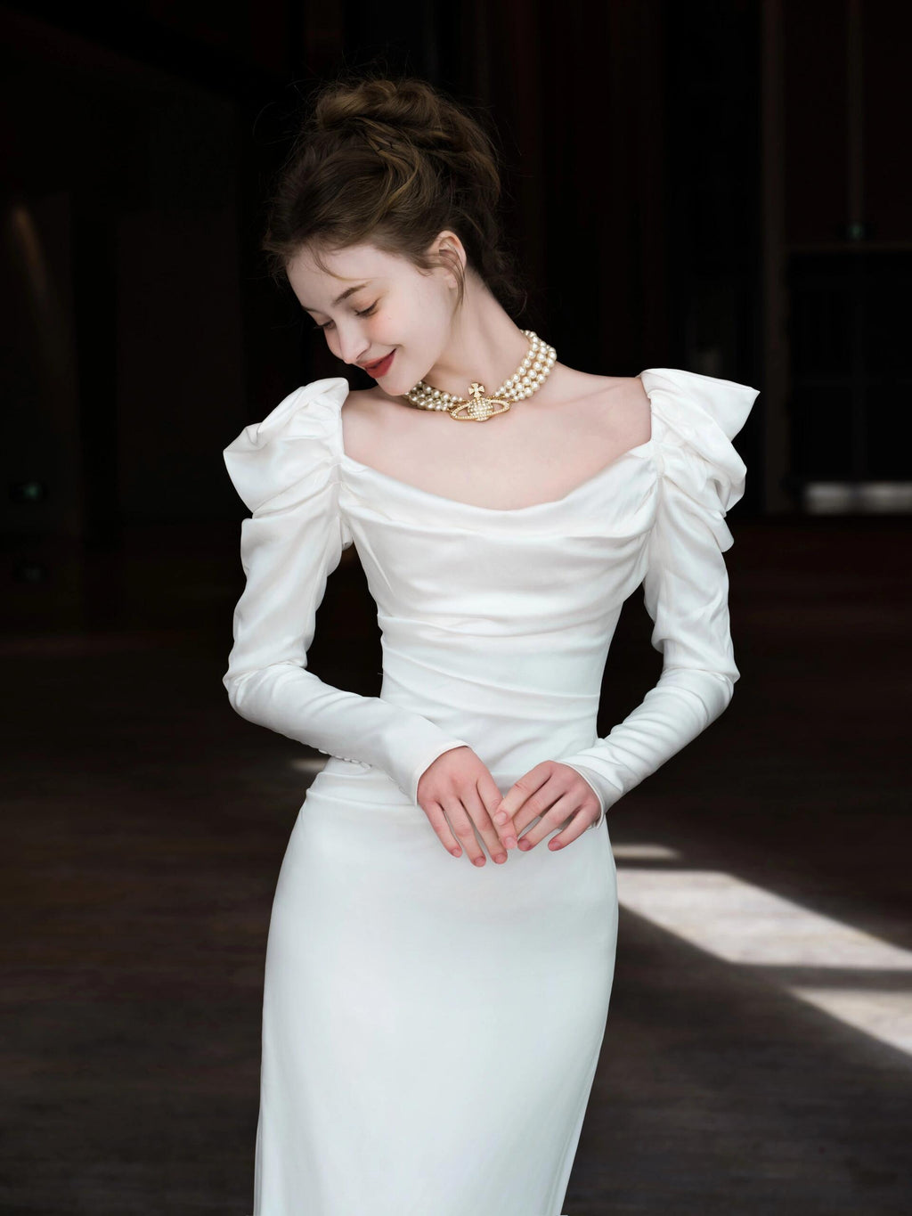 Elegant White Square Neck Evening Dress with Long Sleeves YL128