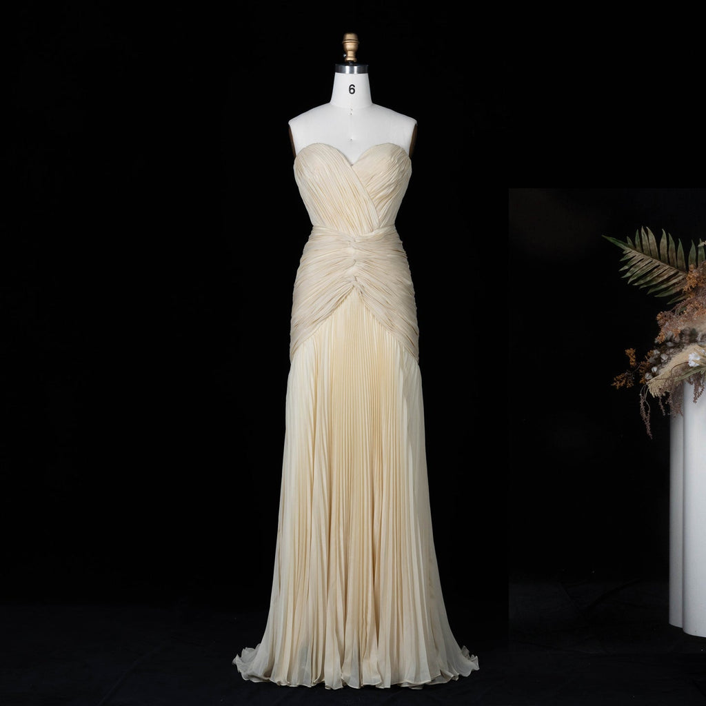 Luxury Light Yellow Sweetheart Pleated Evening Gown YL138