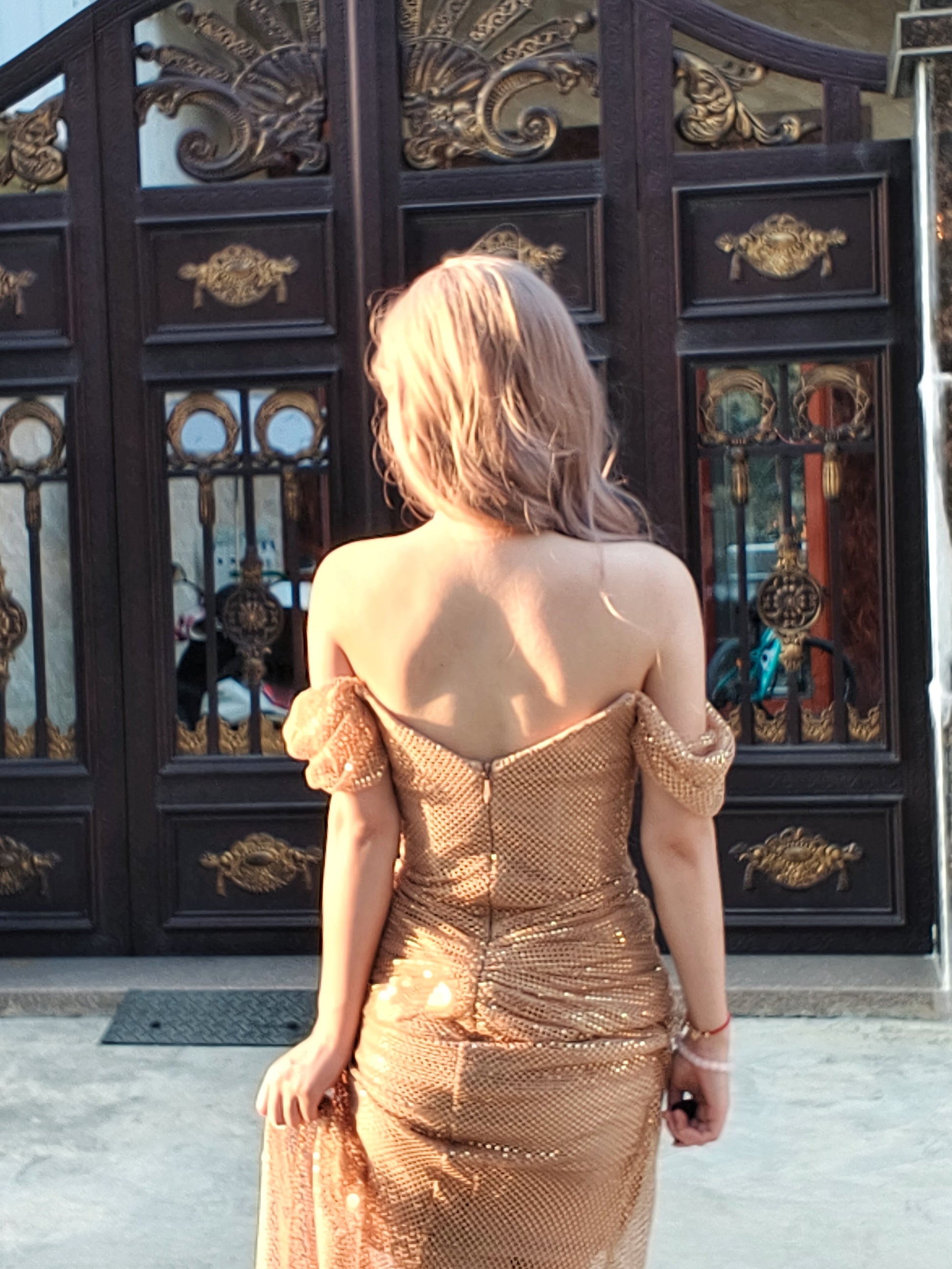 Vintage Sculpted Pleated Off-Shoulder Evening Dress Y112