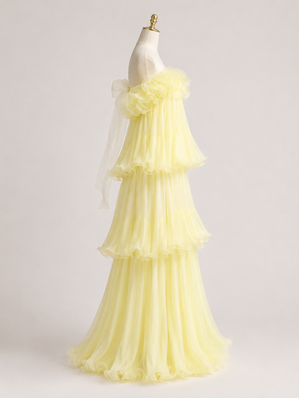 Romantic Pastel Yellow Tulle Evening Dress with Soft Ruffles SL145