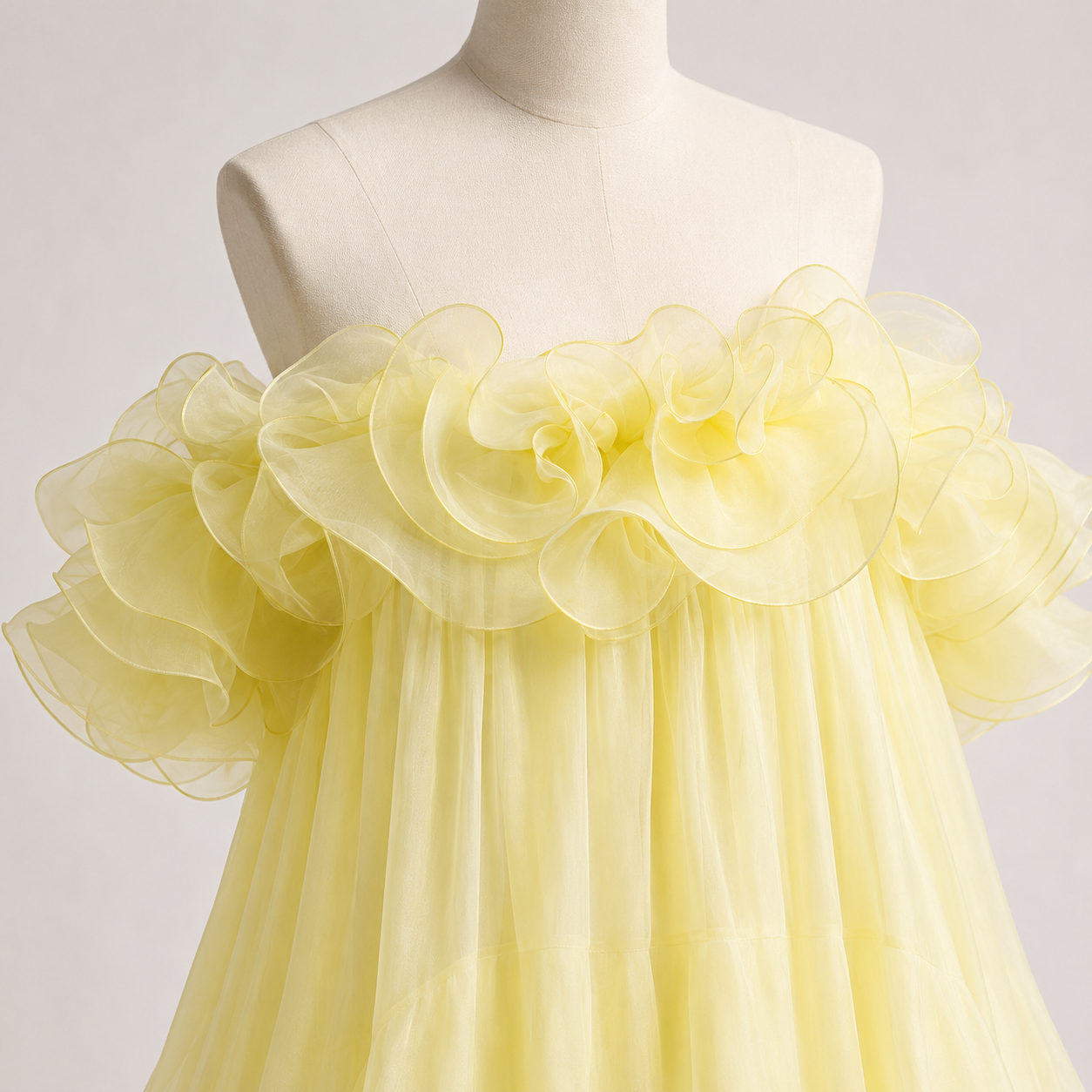 Romantic Pastel Yellow Tulle Evening Dress with Soft Ruffles SL145