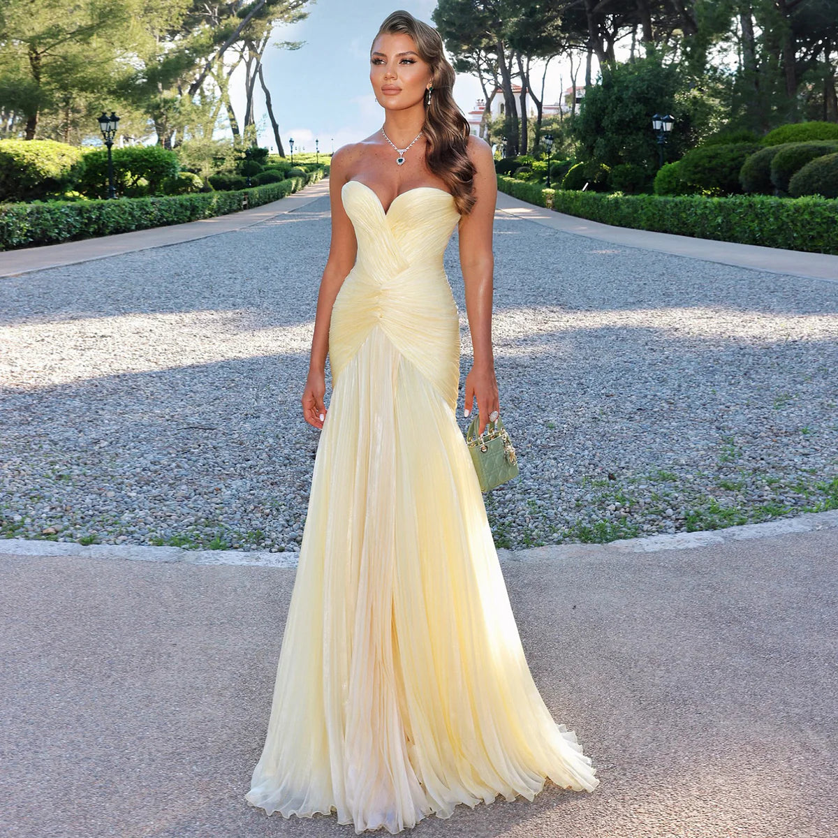 Luxury Light Yellow Sweetheart Pleated Evening Gown YL138