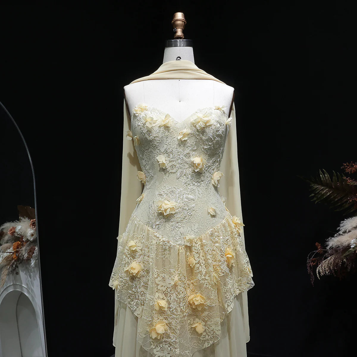 Luxury Light Yellow Strapless Evening Gown with 3D Floral Appliqués YL139