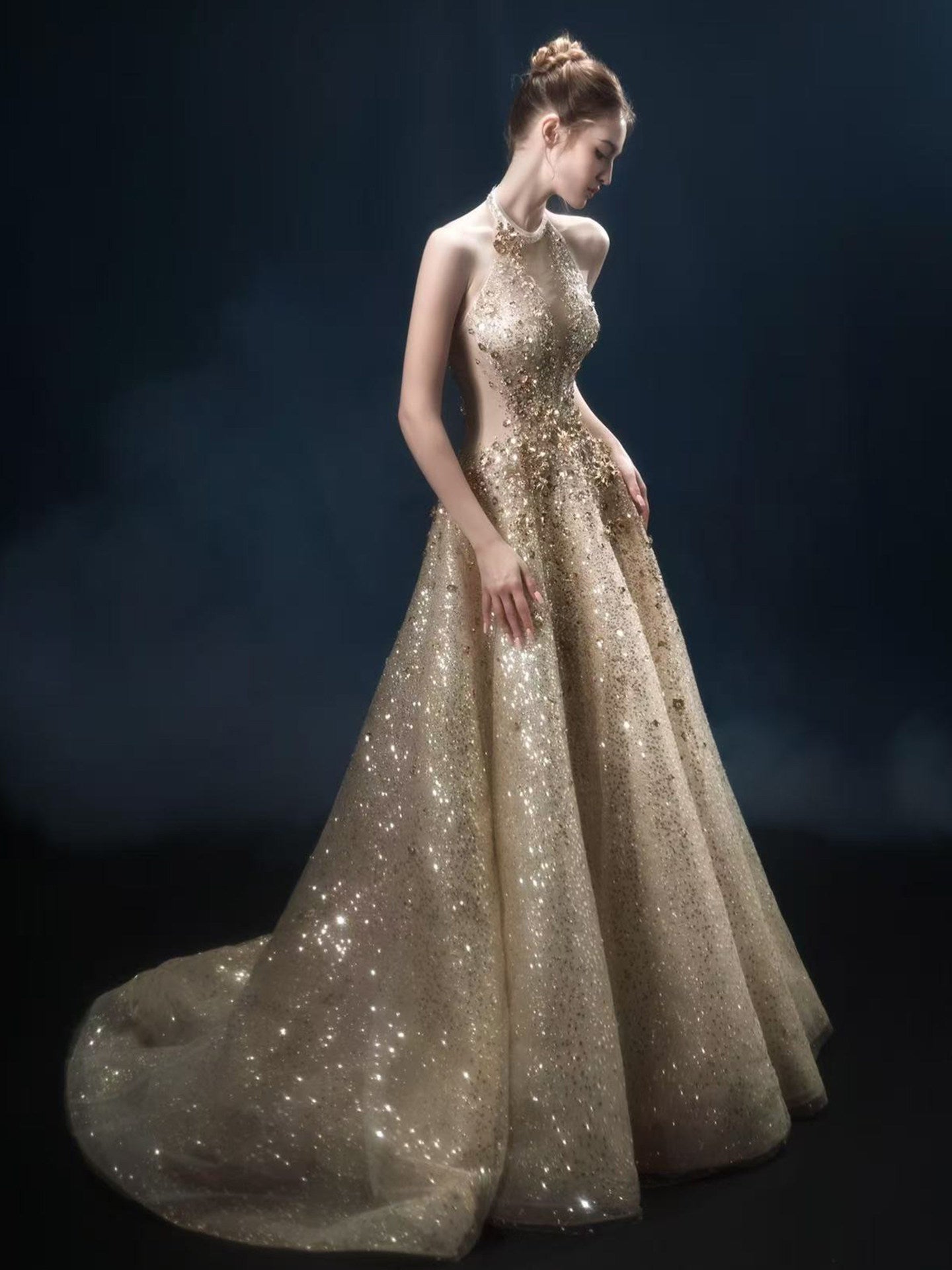 Luxury Gold Glitter Ball Gown Halter Neck Prom Dress SL153