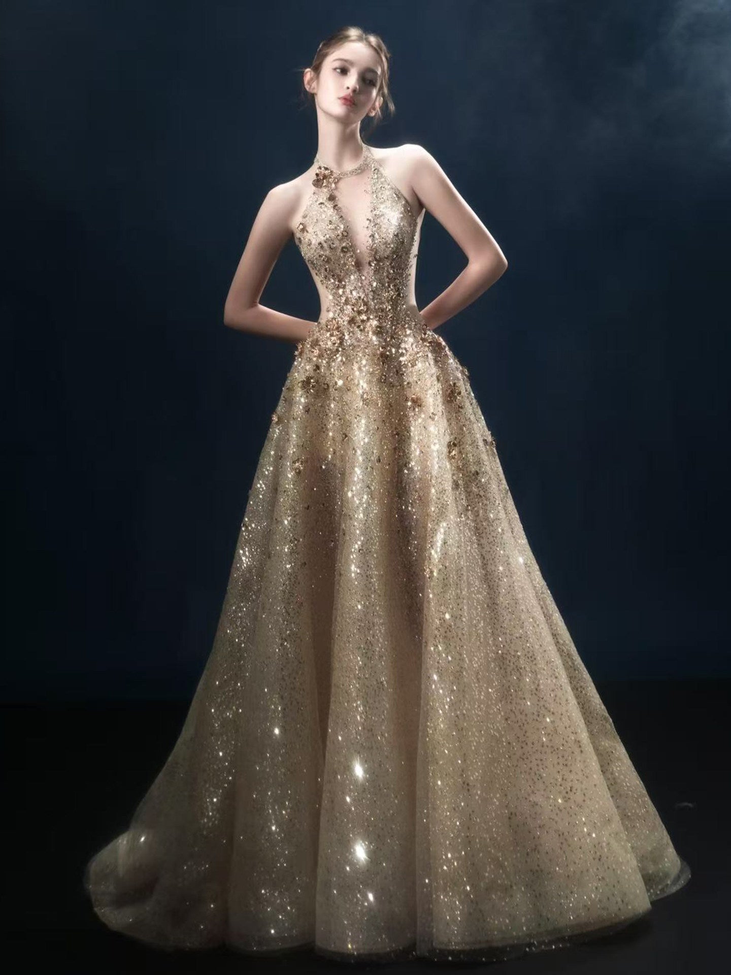 Luxury Gold Glitter Ball Gown Halter Neck Prom Dress SL153