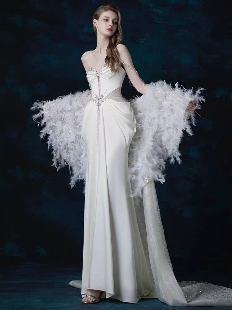 Heavy Industry Fish Tail Shoulder glitter White satin