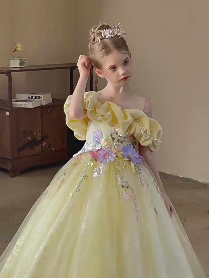 Charming Yellow Flower Girl Dress for Garden themed Weddings L016