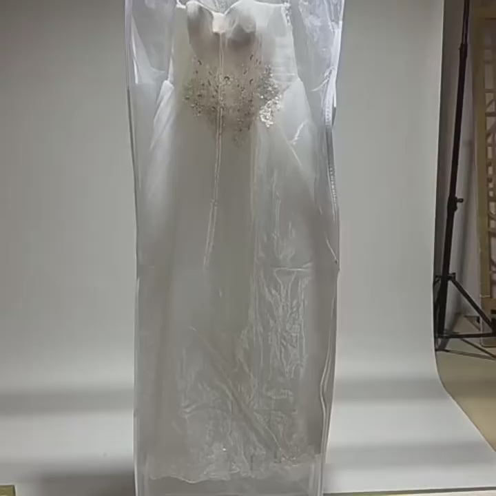 Dustproof Breathable Garment Cover For Wedding Dresses with Long TrainsTransparent Moisture Proof Dress Cover