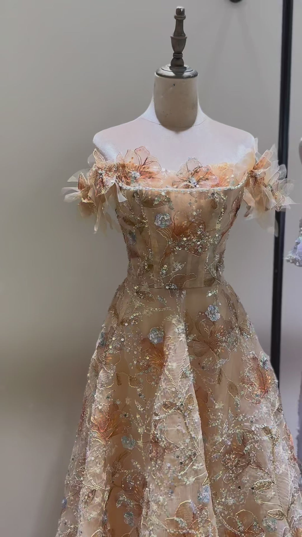 Luxury Champagne Floral Embroidery Evening Gown Off-Shoulder Couture Ball Gown WL163