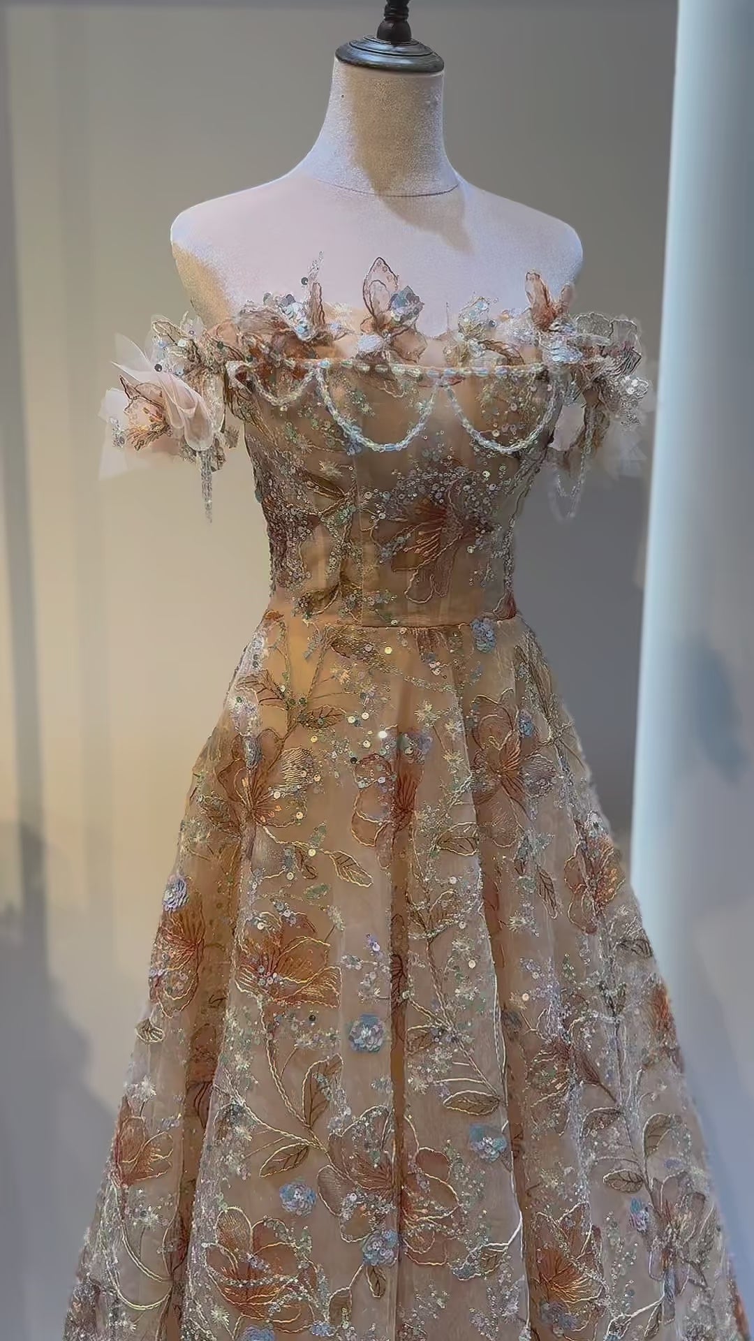 Luxury Champagne Floral Embroidery Evening Gown Off-Shoulder Couture Ball Gown WL163