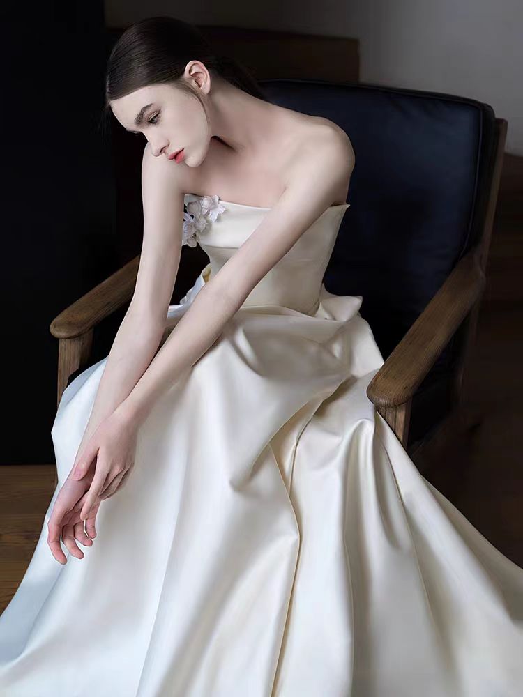Graceful White Satin Strapless Evening Dress