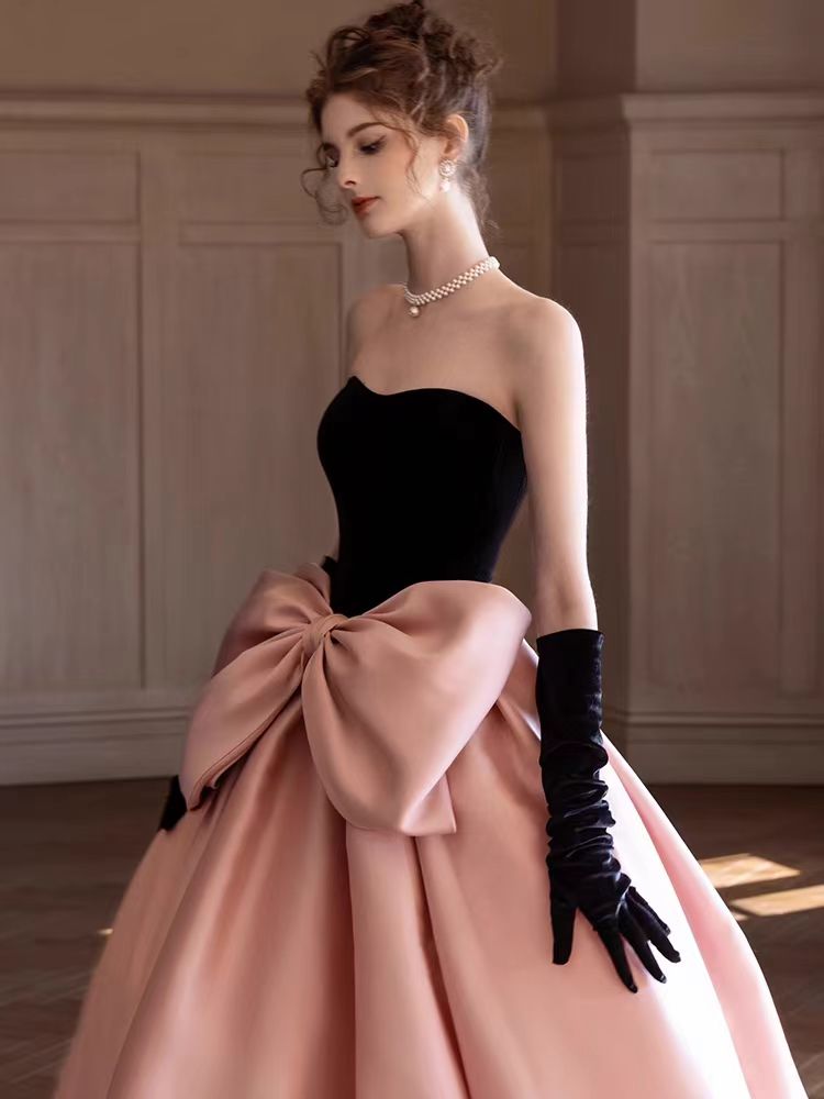 Stunning Black-and-Pink Strapless Bow-Detail Evening Dress