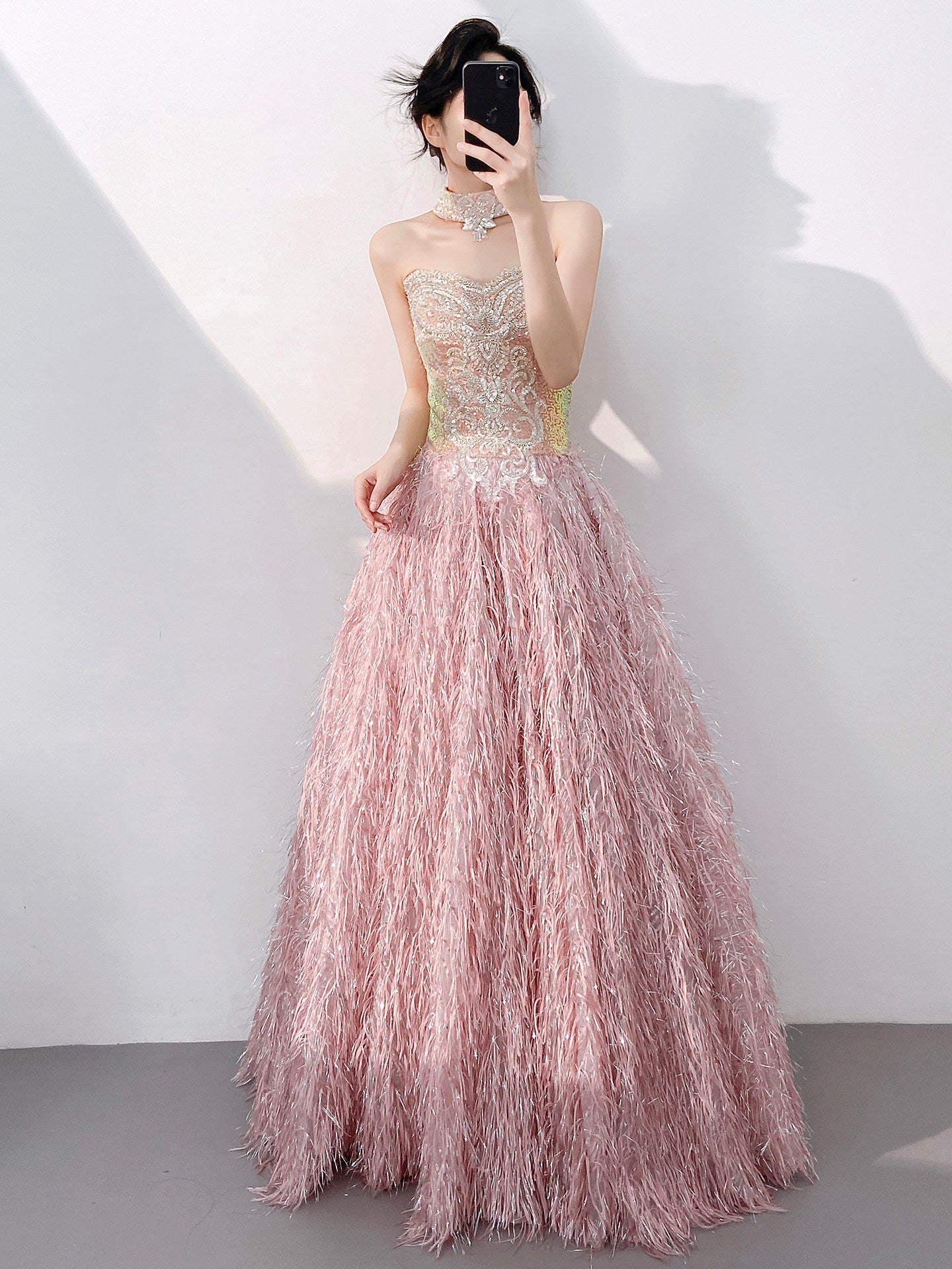 Luxury Pink Feather Ball Gown Sweetheart Prom Dress SL199