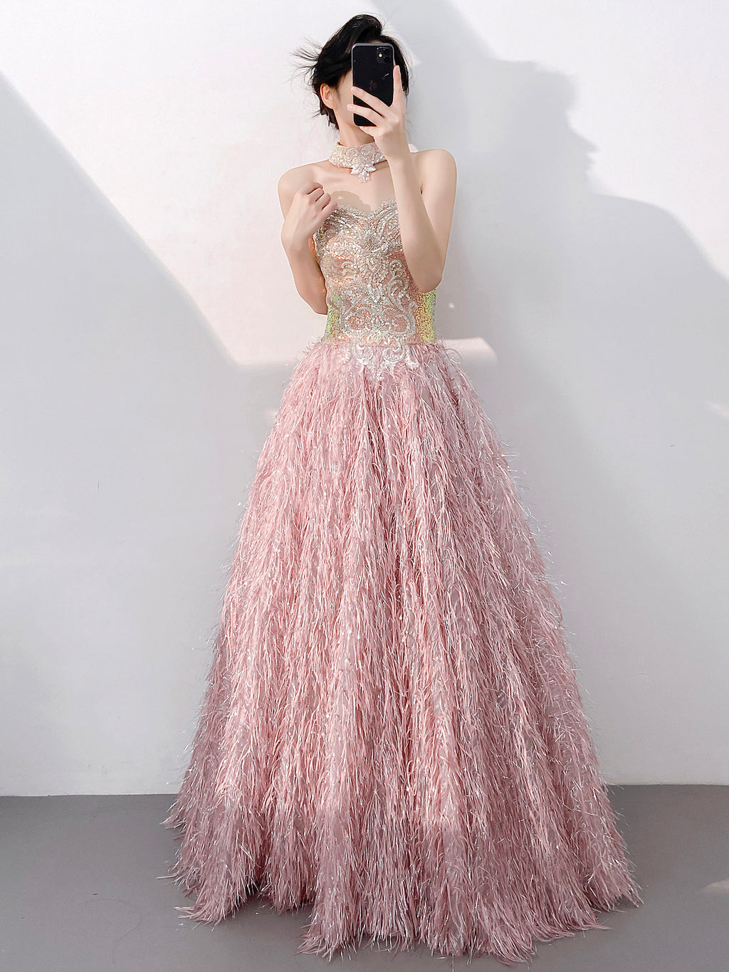 Luxury Pink Feather Ball Gown Sweetheart Prom Dress SL199