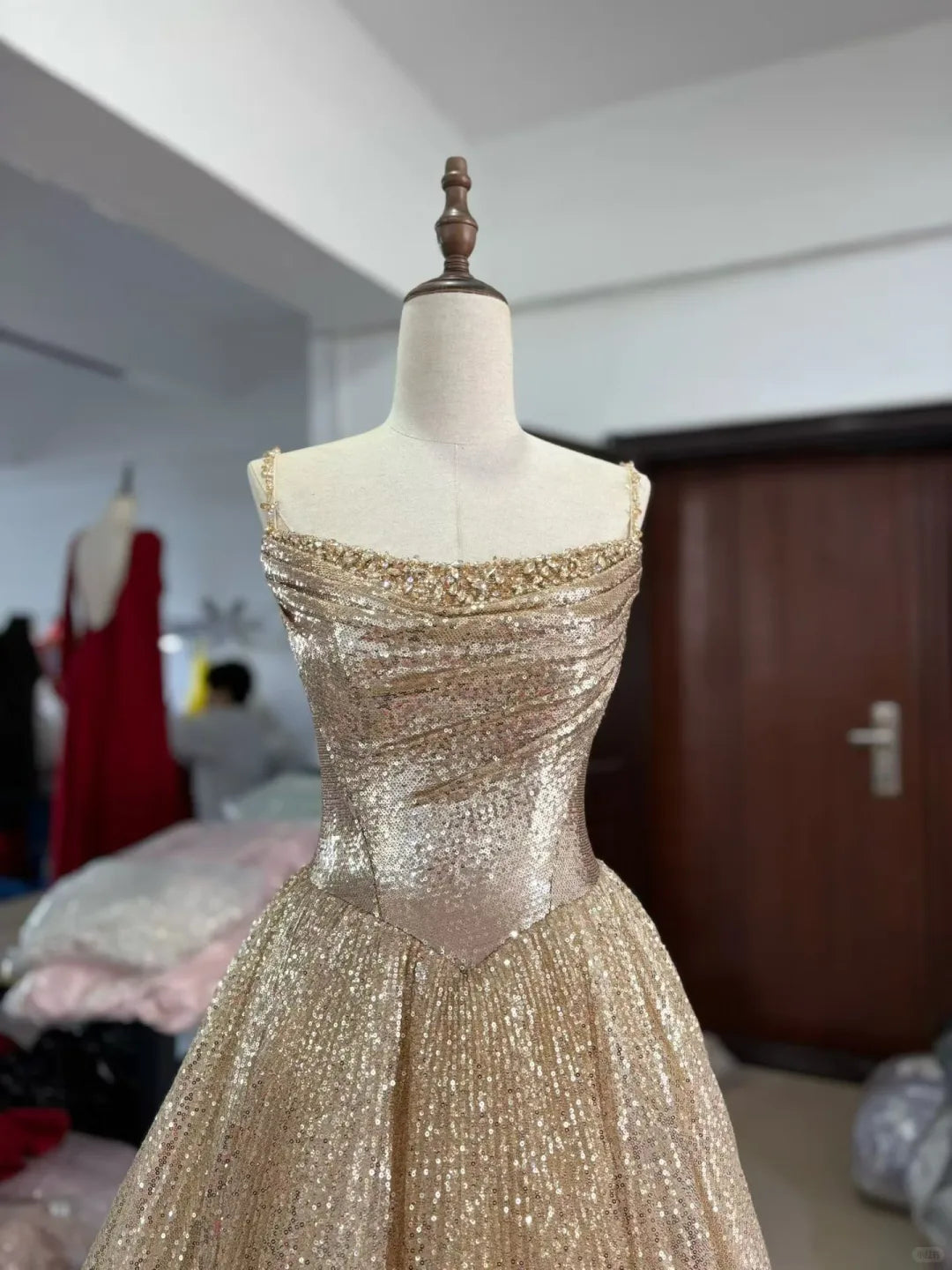 SS250 Gold Luxury Ball Gown Sparkly A-Line Evening Dress