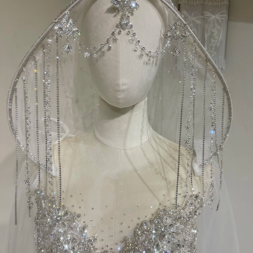 Twinklegowns Luxury Crystal Beaded Mermaid Wedding Dress with Hooded Veil SL148