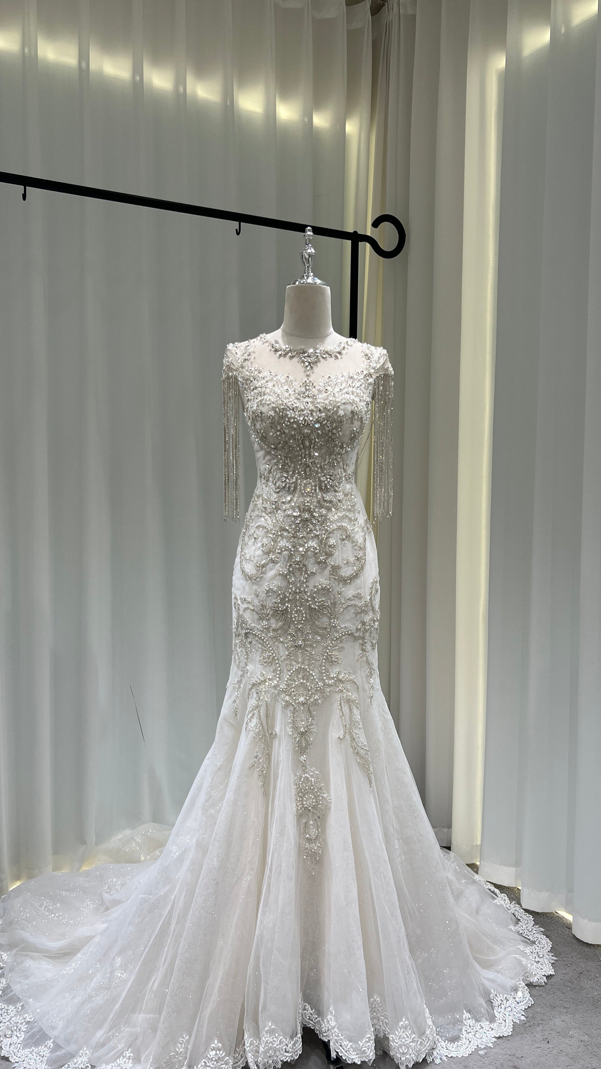 Twinklegowns Mermaid Wedding Dress Featuring Pearl Beading and Crystal Tassels SL152
