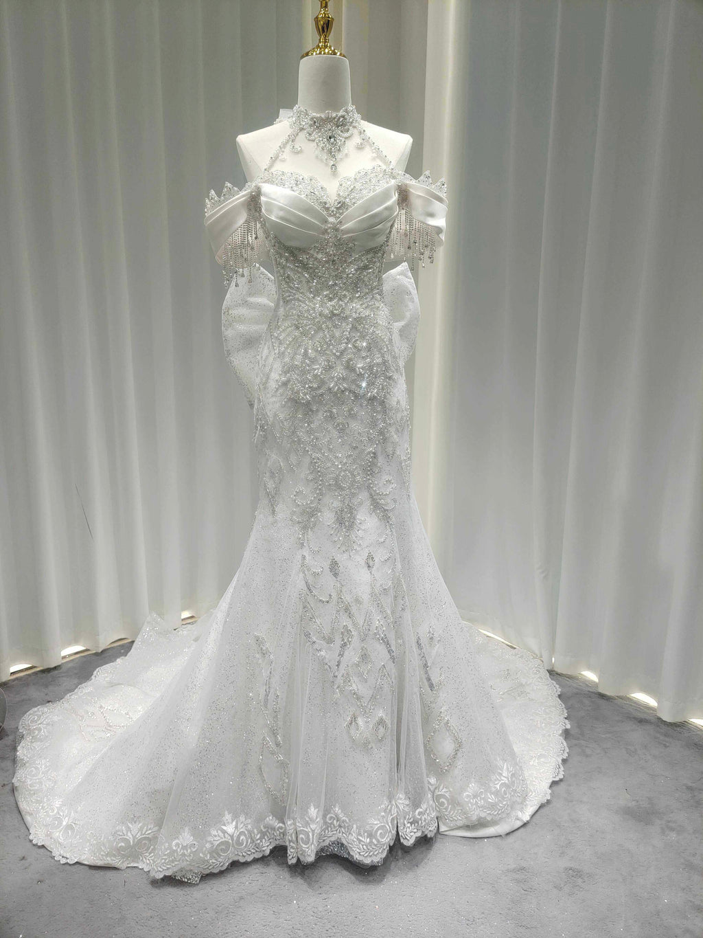 Twinklegowns Luxury Off-Shoulder Mermaid Wedding Dress with Crystal Beading SL151